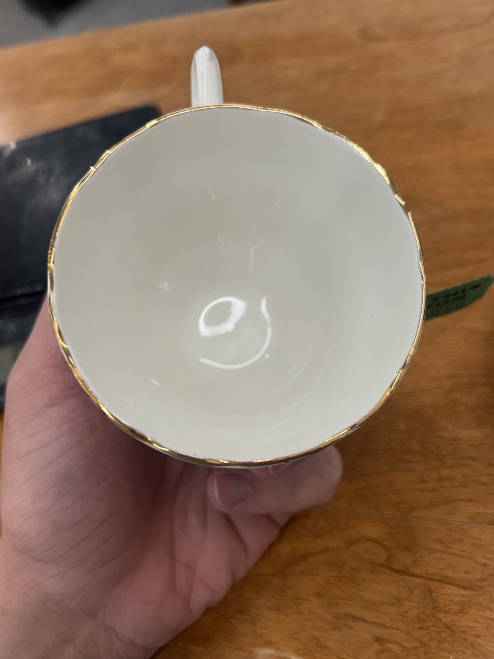 English Castle Bone China Teacup w/ Saucer|3868