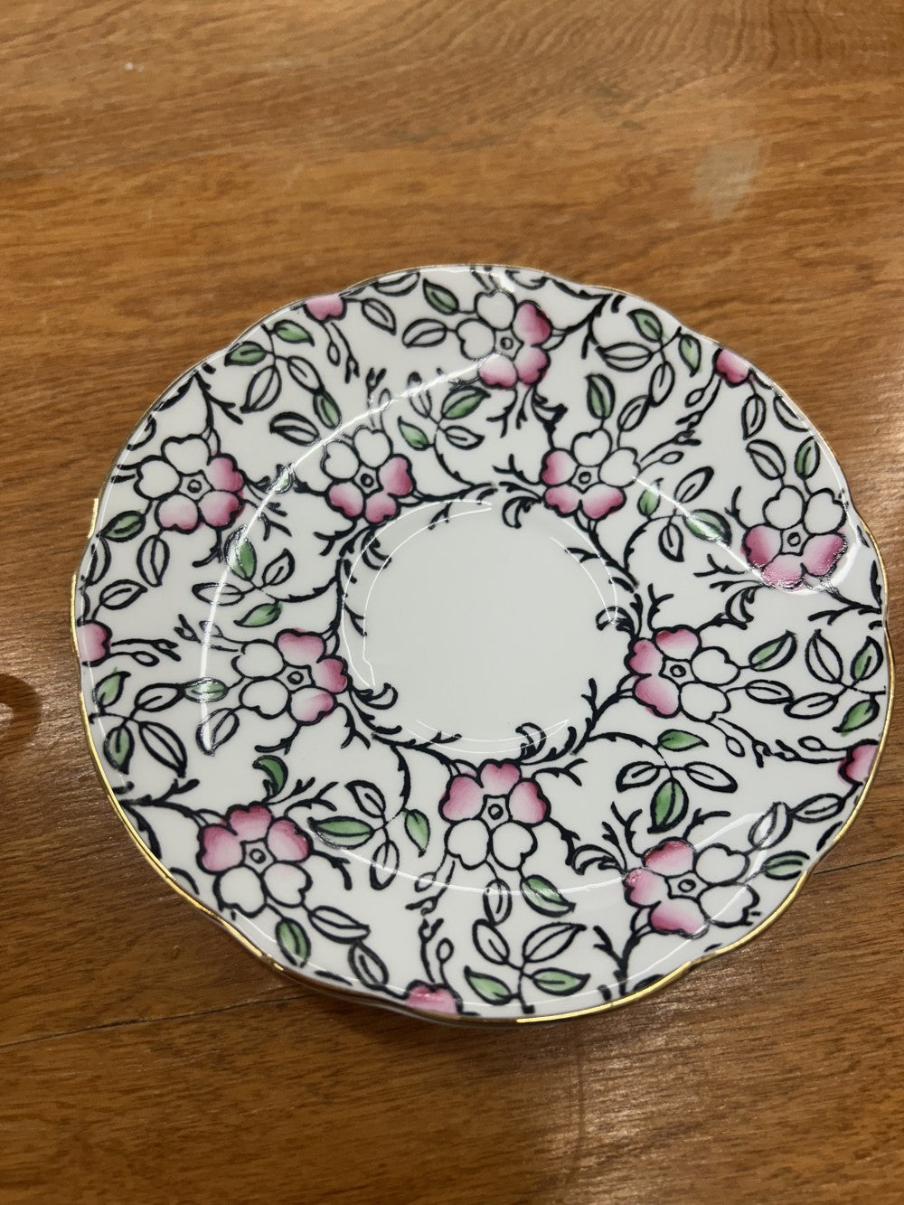 English Castle Bone China Teacup w/ Saucer|3867