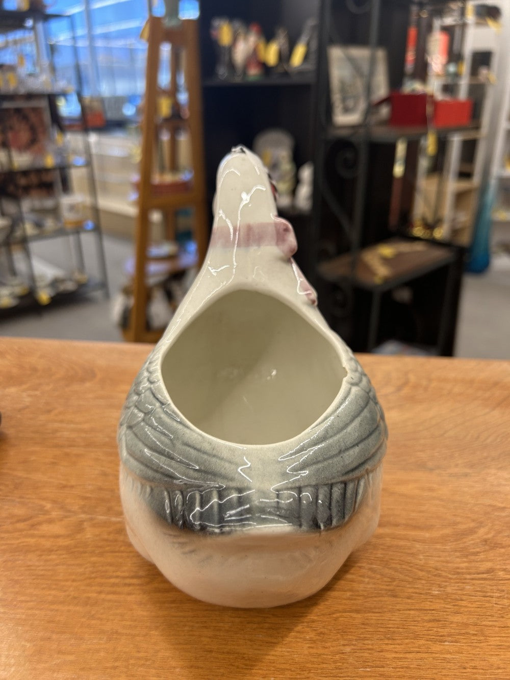 Ceramic Goose w/ bow planter|3839