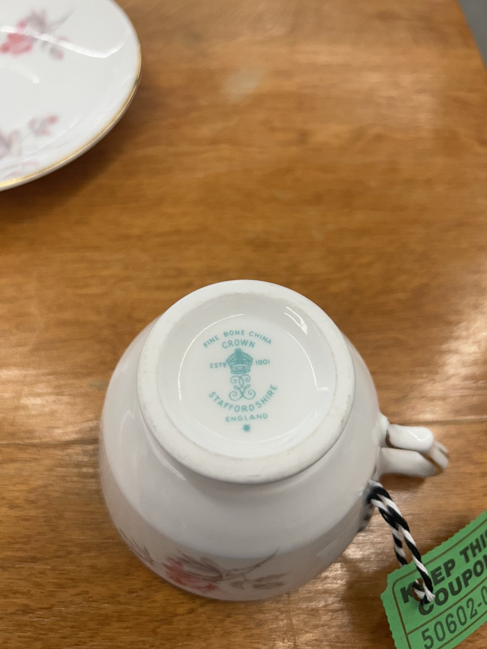 Crown Staffordshire Bone China Teacup w/ Saucer|3883
